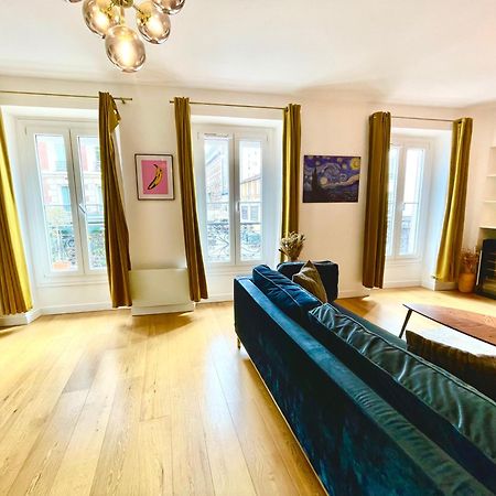 Appartement Elegant & Chic A Париж Екстериор снимка