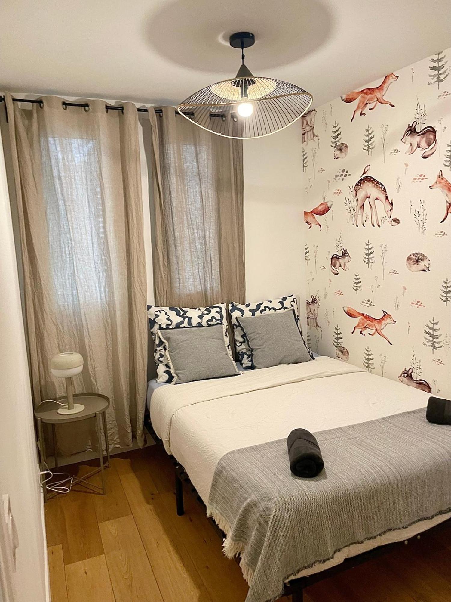 Appartement Elegant & Chic A Париж Екстериор снимка